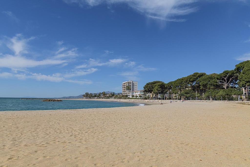 Vitaly Beach Cambrils Extérieur photo